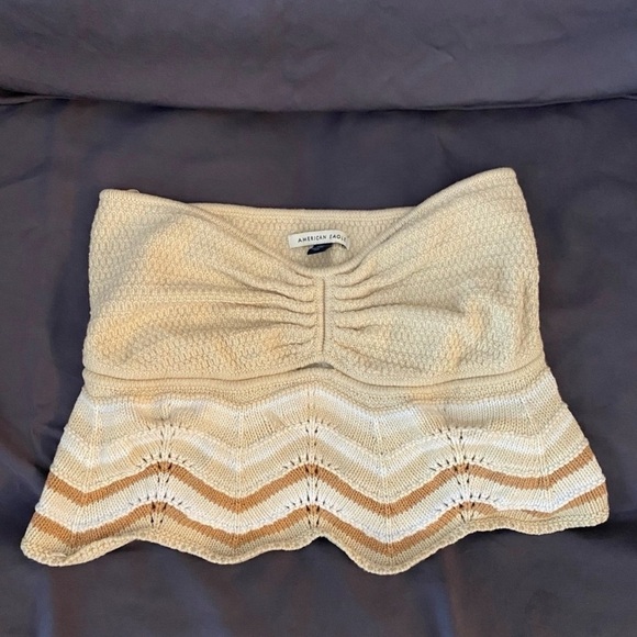 American Eagle Outfitters Sweaters - American Eagle Knit Crochet Tube Top – Boho Chevron Strapless
Size: M